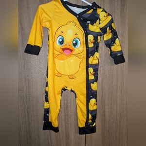 👉10/10$ Yellow Duck Print Kids One Piece EUC